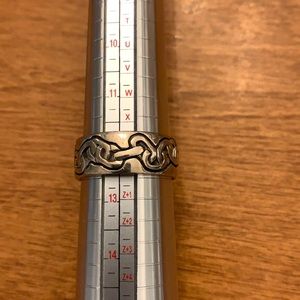 Men’s ring